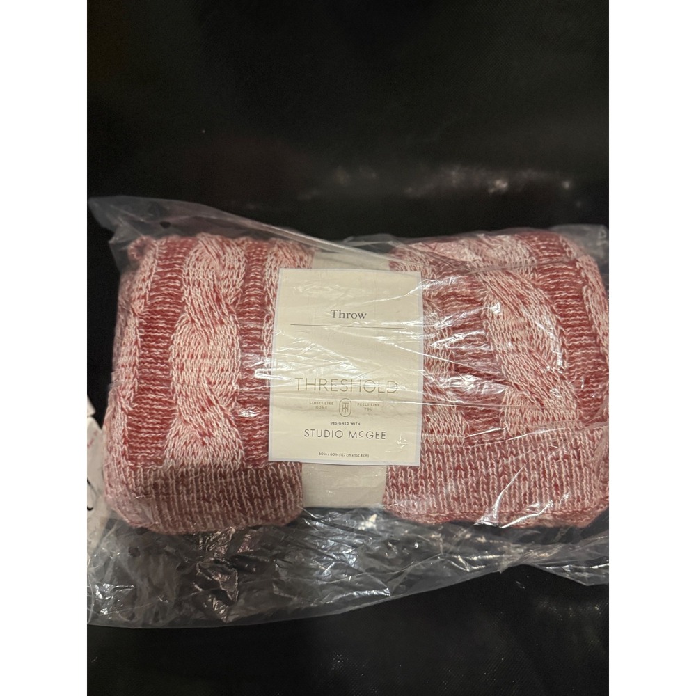 Threshold Studio McGee Red White Cable Knit Throw Blanket 50x60 New